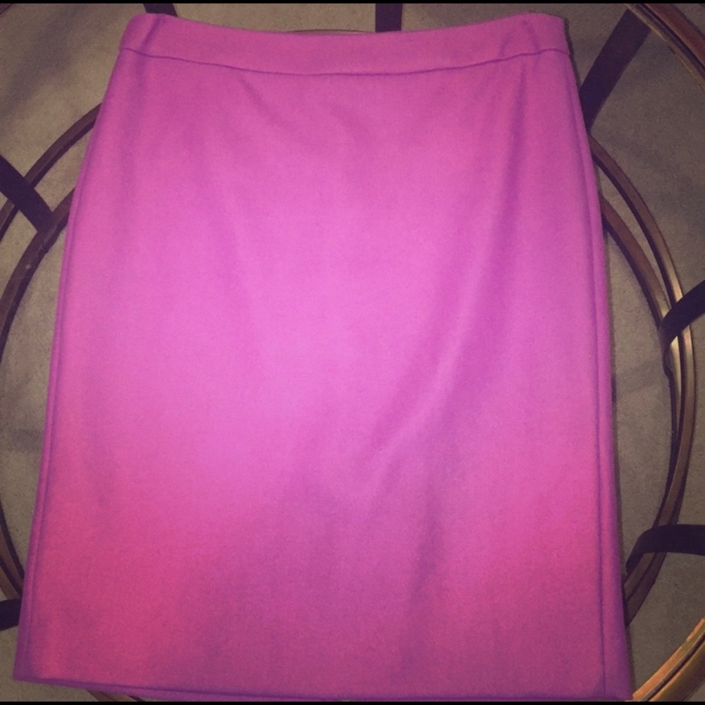 Pink wool pencil skirt